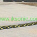 china manufacturer 50mm width long speed bump traffic safety rubber yellow