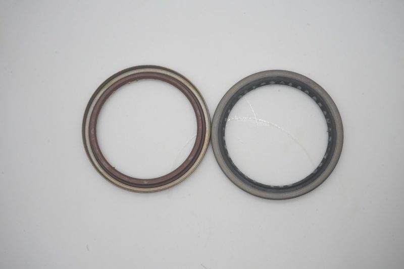 28942481171 Isuzu front wheel oil seal TB 73*90*8 factory direct sale large stock