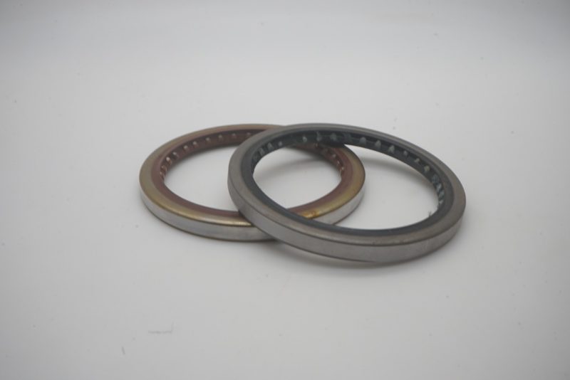 8942481171 Isuzu front wheel oil seal TB 73*90*8 factory direct sale large stock