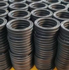 China manufacturers and factory for Teflon PTFE Carbon fiber filled spring energized seal ring for high pressure high temperature seal