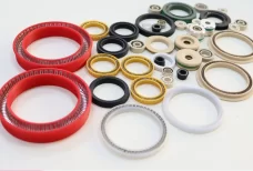 Custom PTFE Spring Seals - U-Shaped Spring Seal Rings & PTFE (Teflon) high-pressure oil seals.