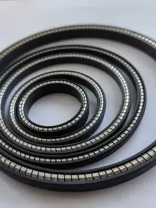 High Pressure Wear-Resistant FOAFCAFOIFVI Shaft Hole Spring Energized Seal by IKSONIC CO., LTD. China factory manufacturer supplier