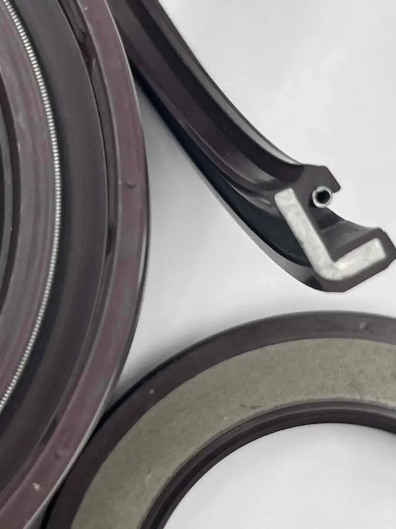 Hydraulic Motor Oil Seal FKM Skeleton TCV High Pressure Oil Seal -30 to +220°C by IKSONIC CO., LTD. Hydraulic Motor Oil Seal FKM Skeleton TCV High Pressure Oil Seal -30 to +220°C by IKSONIC CO., LTD. China factory manufacturer supplier