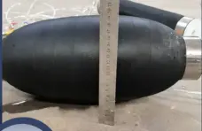 Thickened Inflatable Expansion Bladder with Center Hole Pipe-Through Type Positive and Negative Pressure Hollow Bladder for Pipeline Repair High Pressure Sealing Bladder by IKSONIC CO., LTD. China factory manufacturer supplier