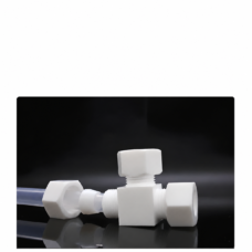 PTFE tee fitting with tube, compression nut and ferrule connection detail from IKSONIC.