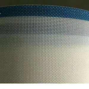 White IKSONIC woven mesh belt with a blue reinforced upper edge.